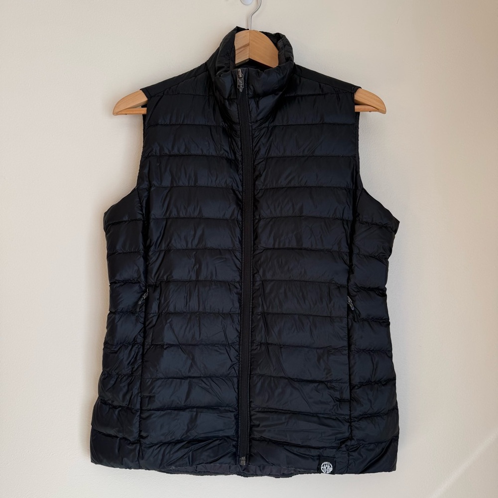 REI Co-op Women's Black Down Vest Size Medium Full Zip Pockets